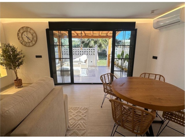 2 Schlafzimmer Villa in Casares Playa