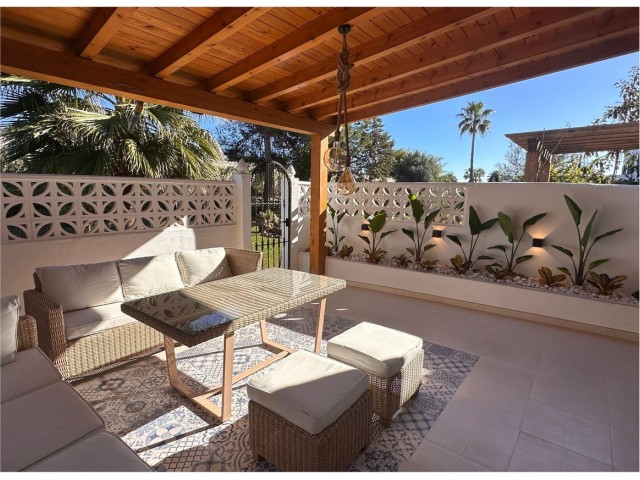2 Schlafzimmer Villa in Casares Playa