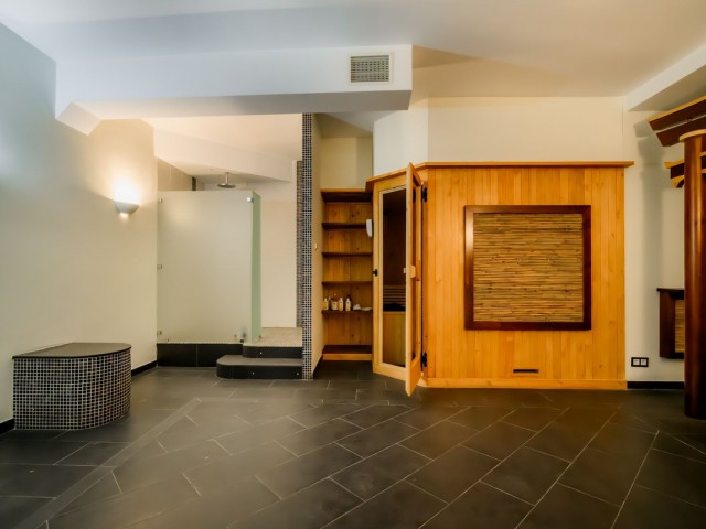 6 Slaapkamer Villa in Nueva Andalucía