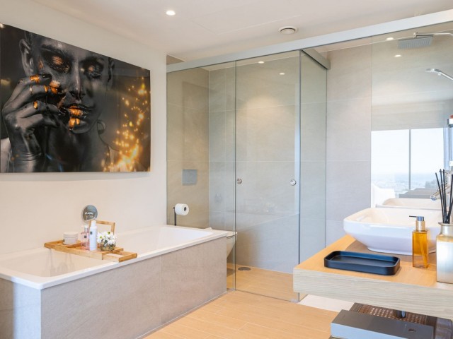 3 Bedrooms Townhouse in Mijas