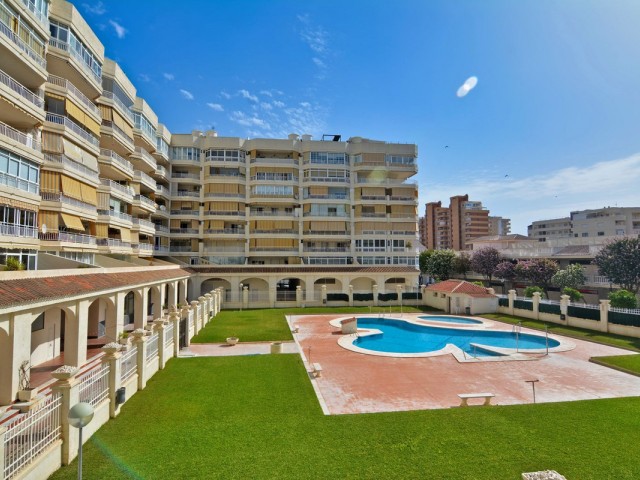 3 Bedrooms Apartment in Los Boliches