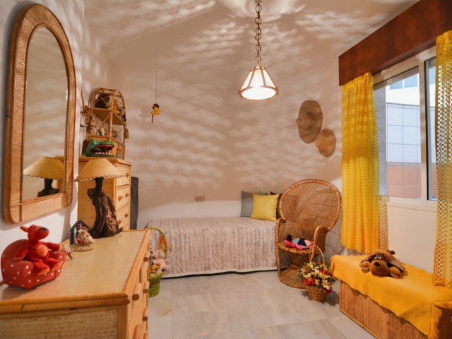 Appartement avec 3 Chambres  à Los Boliches