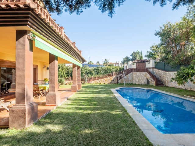 6 Makuuhuoneen Huvila San Pedro de Alcántara