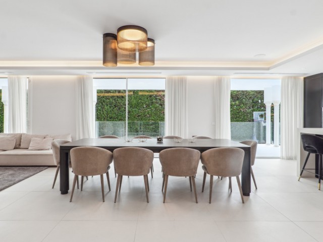 8 Slaapkamer Villa in Nueva Andalucía