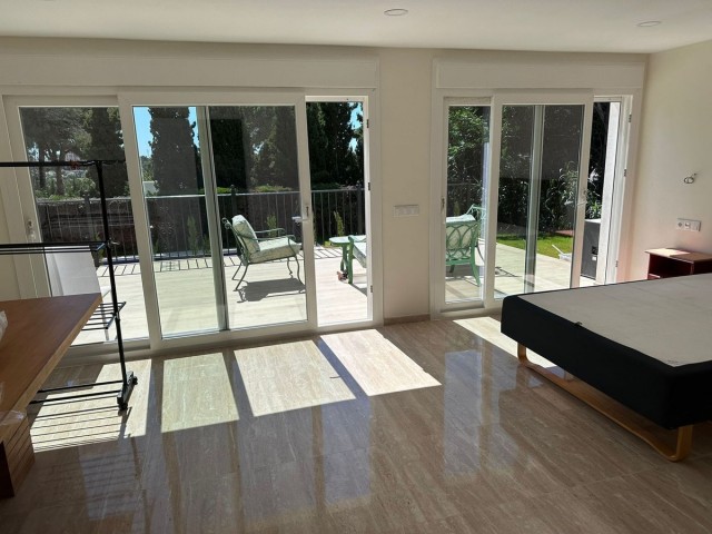 6 Slaapkamer Villa in Nueva Andalucía