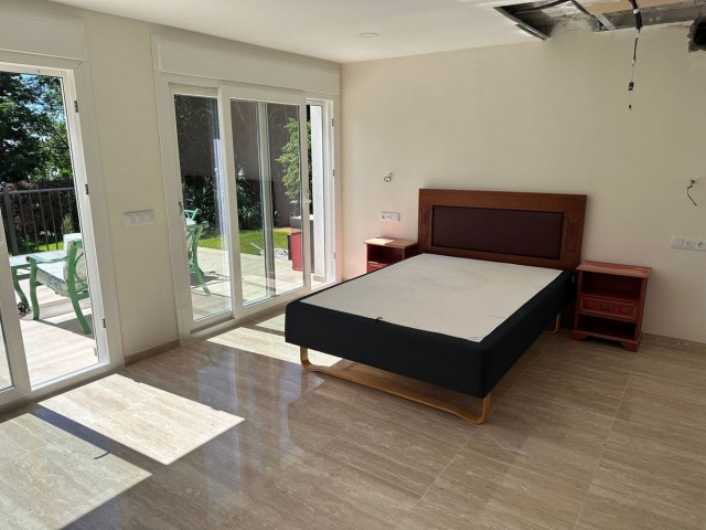 6 Slaapkamer Villa in Nueva Andalucía