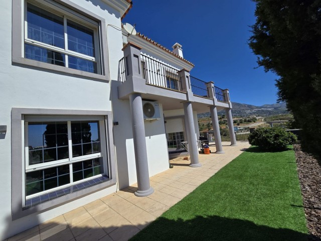 Villa avec 3 Chambres  à Mijas Golf