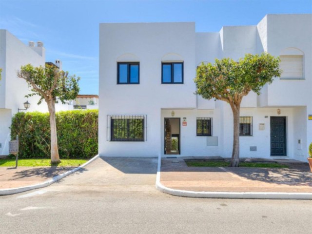4 Schlafzimmer Villa in San Pedro de Alcántara