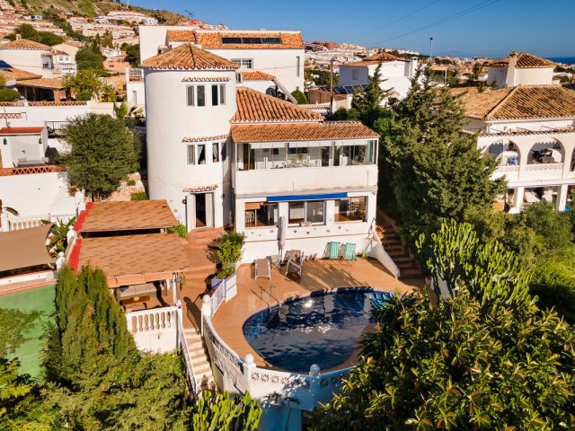 Villa avec 3 Chambres  à Benalmadena