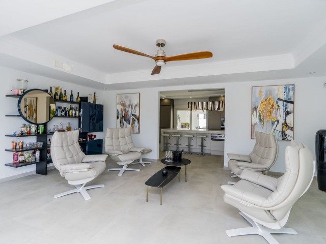 10 Sovrums Villa i Atalaya