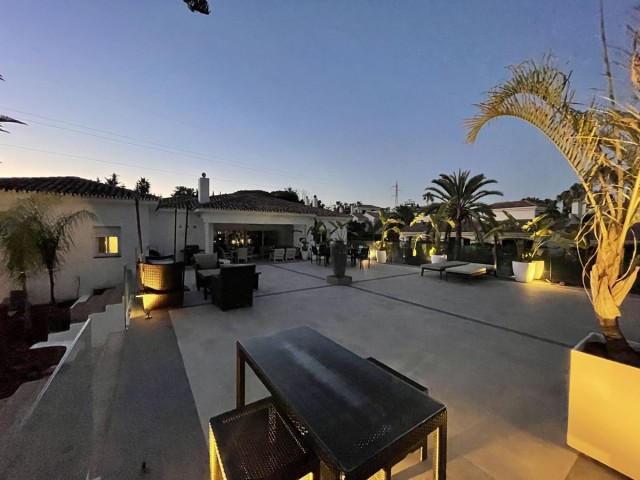 10 Schlafzimmer Villa in Atalaya