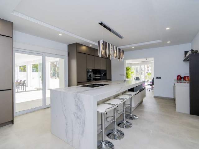 10 Schlafzimmer Villa in Atalaya