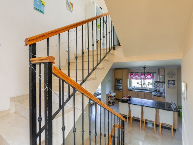 4 Bedrooms Townhouse in Torreblanca