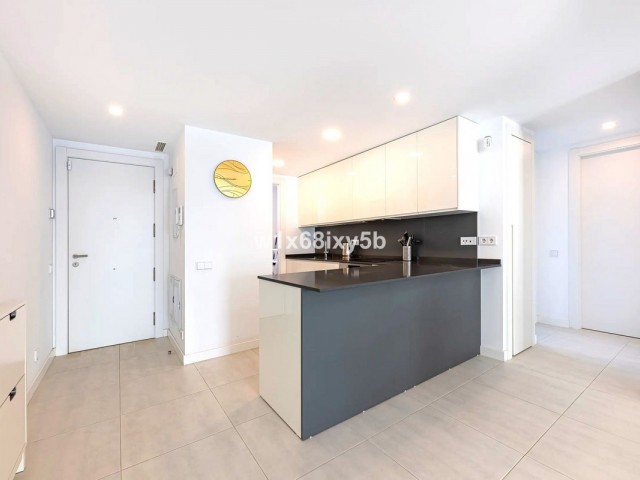 Apartamento con 2 Dormitorios  en Selwo