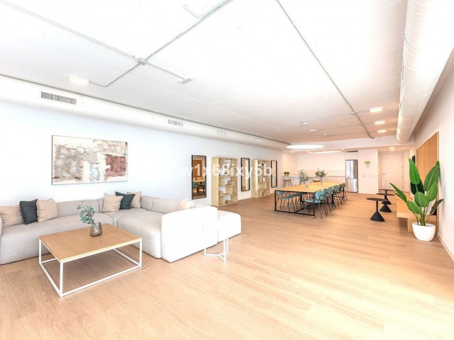 Apartamento con 2 Dormitorios  en Selwo