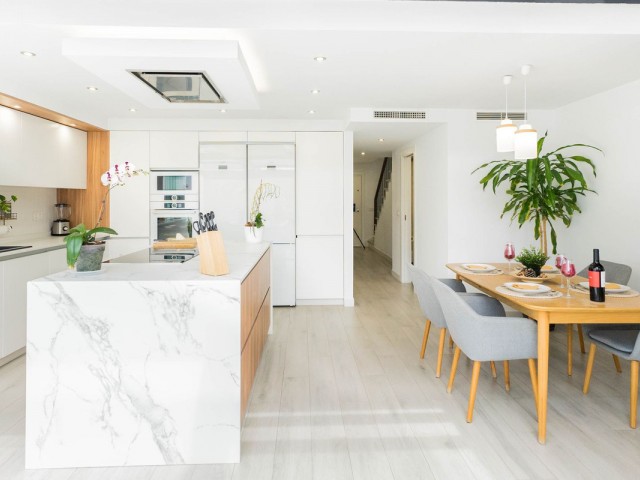 Adosado con 3 Dormitorios  en Málaga