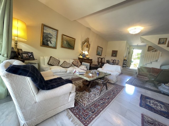 Maison mitoyenne avec 3 Chambres  à Mijas Costa