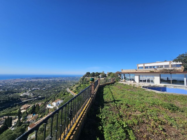 6 Soveroms Villa i Mijas