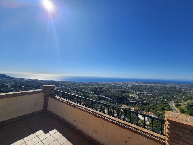 6 Soveroms Villa i Mijas