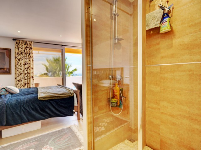 Villa con 5 Dormitorios  en La Capellania