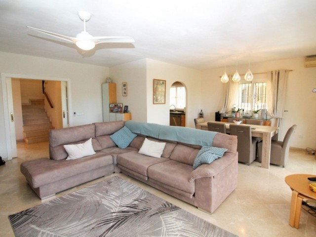 3 Schlafzimmer Reihenhaus in Riviera del Sol
