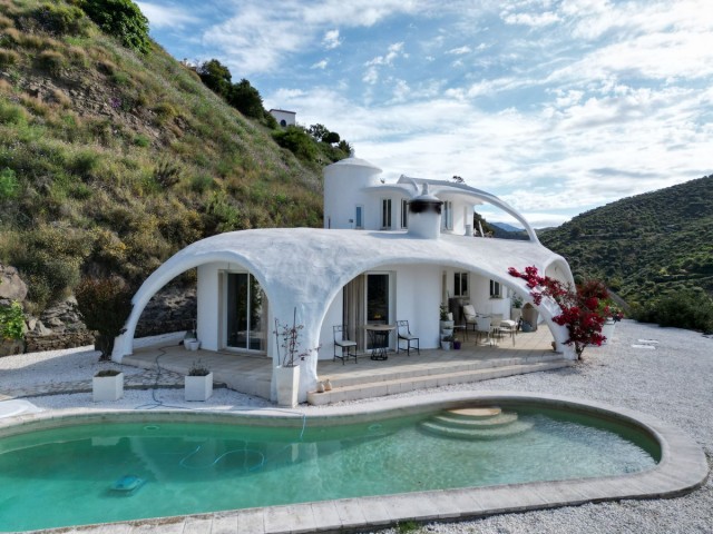 3 Bedrooms Villa in Arenas