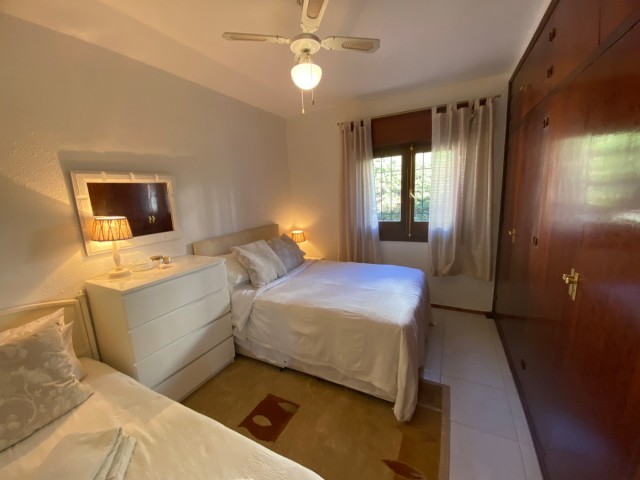 2 Bedrooms Villa in Calahonda