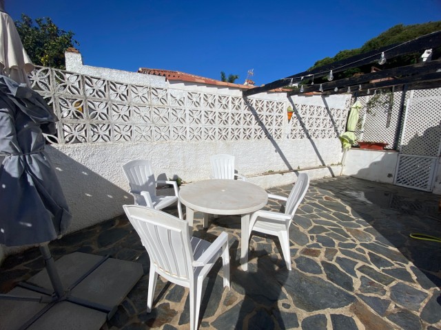 2 Bedrooms Villa in Calahonda