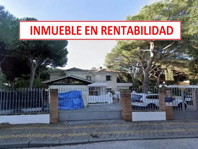 Villa con 3 Dormitorios  en Marbella