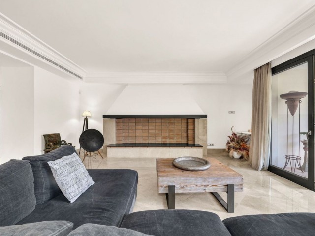 3 Bedrooms Apartment in Los Monteros
