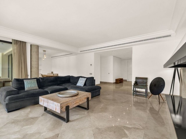 3 Bedrooms Apartment in Los Monteros