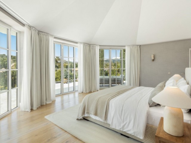 5 Slaapkamer Villa in Nueva Andalucía