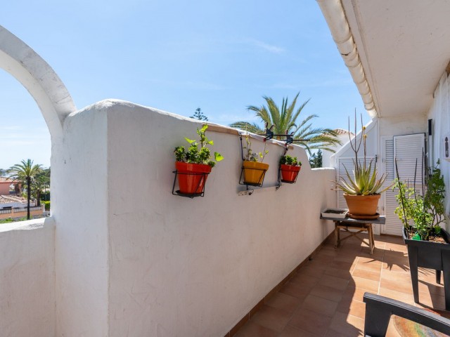 Apartment, Marbesa, R5034835