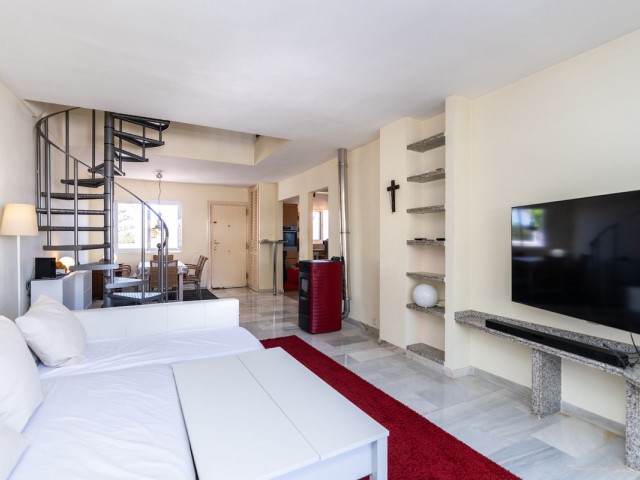 Apartment, Marbesa, R5034835