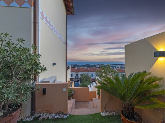 4 Bedrooms Villa in Benalmadena