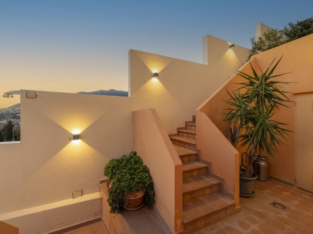 4 Bedrooms Villa in Benalmadena