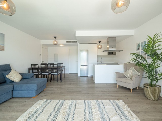 Huoneisto, Estepona, R5024242