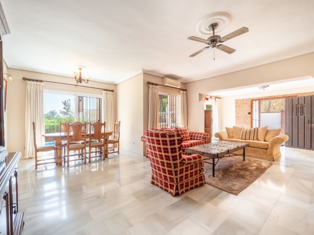 Villa avec 4 Chambres  à El Rosario