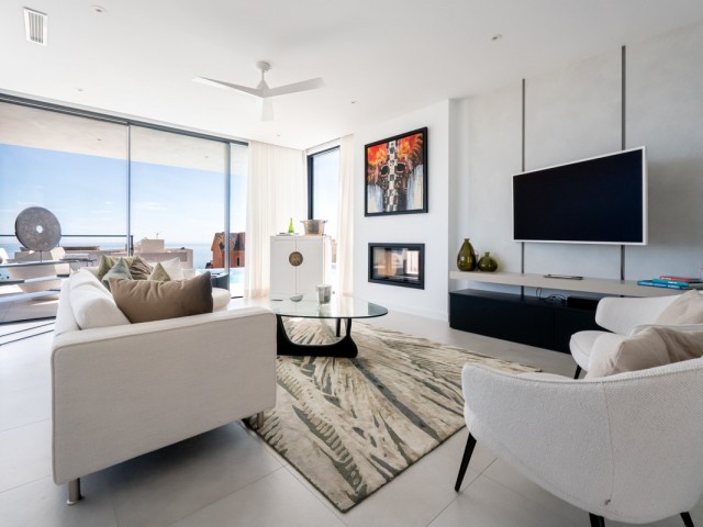 4 Bedrooms Villa in Benalmadena