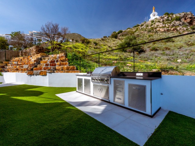 4 Bedrooms Villa in Benalmadena