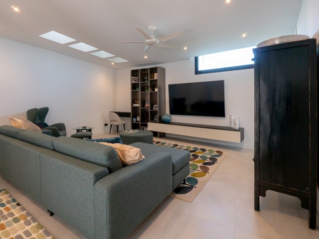 4 Bedrooms Villa in Benalmadena