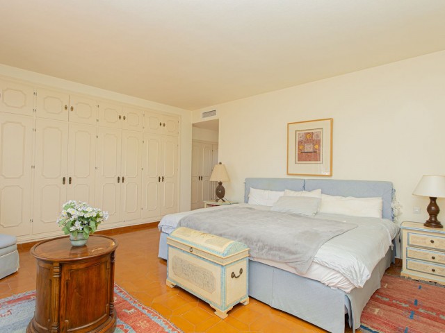 8 Slaapkamer Villa in Nueva Andalucía