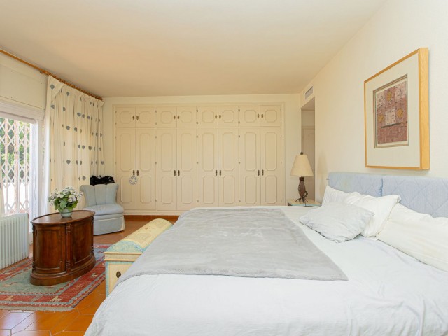 8 Slaapkamer Villa in Nueva Andalucía