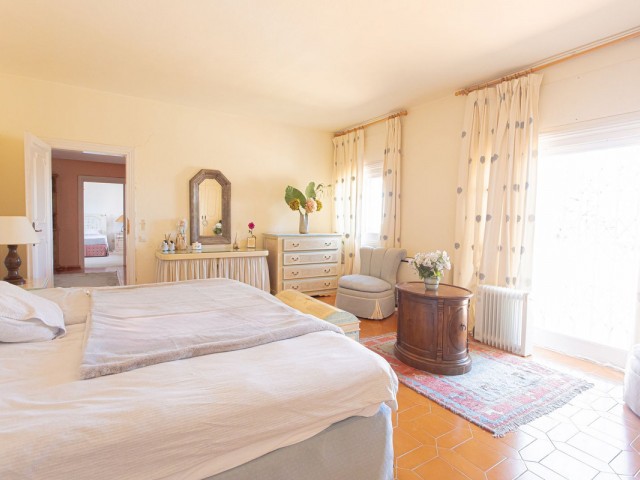 8 Slaapkamer Villa in Nueva Andalucía