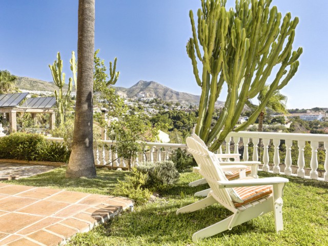 5 Bedrooms Villa in Torremuelle
