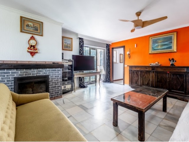 Villa avec 5 Chambres  à Marbella