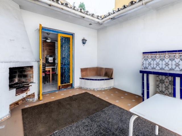 Villa avec 5 Chambres  à Marbella