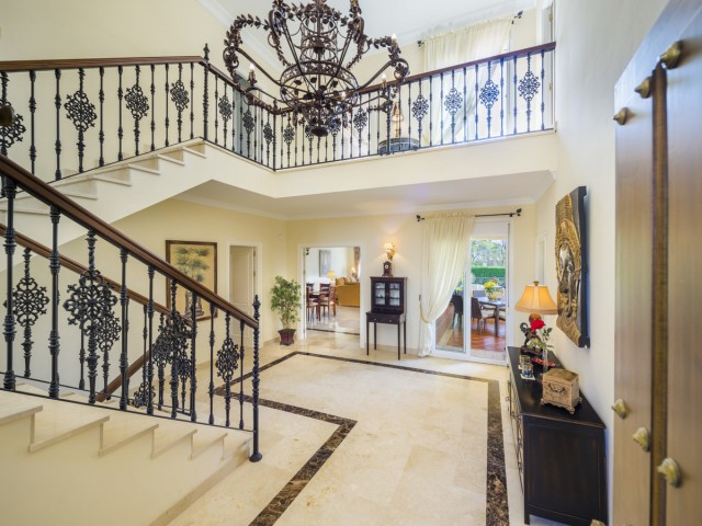 4 Sovrums Villa i Elviria