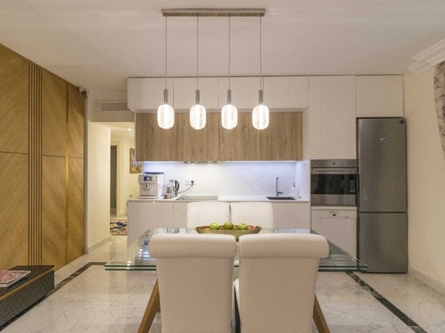 3 Bedrooms Apartment in Puerto Banús