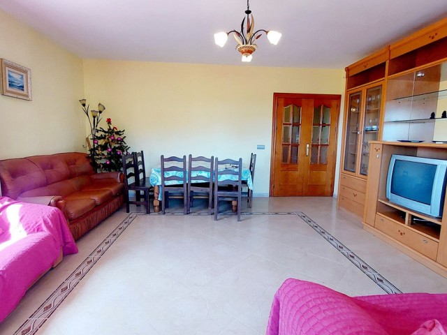 Villa con 5 Dormitorios  en Mijas